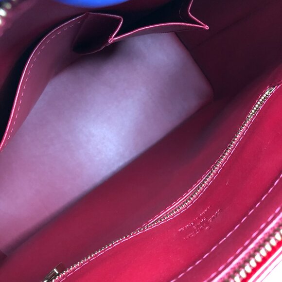 LV  Red Vernis Houston Tote Sku# 85785 (Gently Used) - Picture 8 of 12